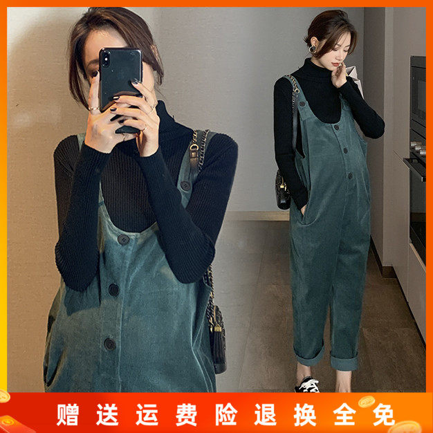 Maternity wear autumn and winter fashion high-neck bottoming sweater Corduroy retro green C-position baby bag trousers two-piece suit