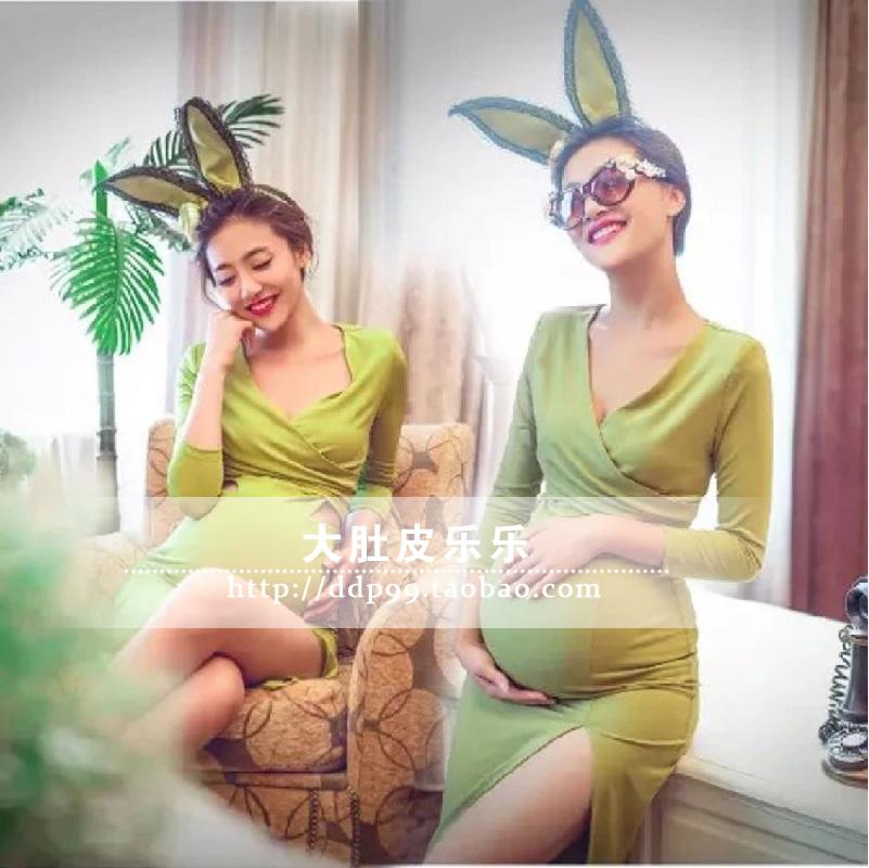 992 Retro Fashion Pregnant Woman Photos Photography of Authentic Clothing Rental Photos Gallery Photos Of Big Belly Photos Photo Gallery Photo of Genuine Dress