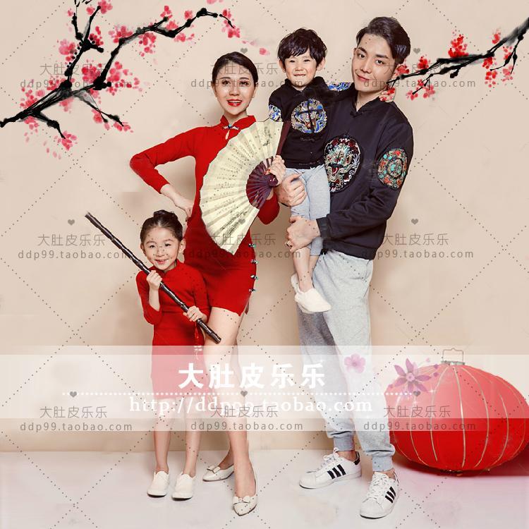 345 Rental Festive holiday pregnant woman photo photo Clothing photo studio shoot pregnant woman parent-child couple photo photography Family photo