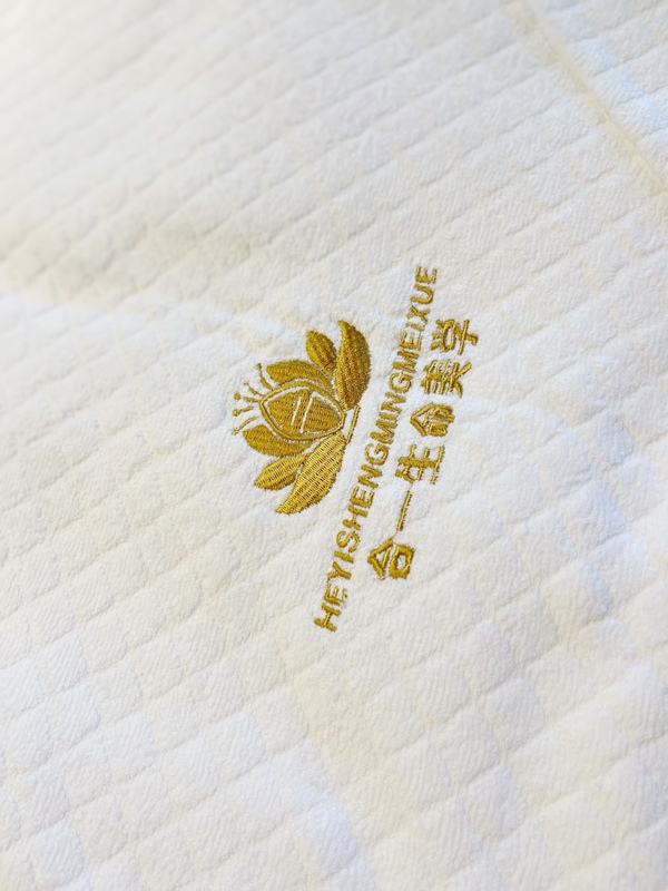 Zen Pat Towel Diamond Series: White 1m * 2m Large Size Strong Absorbency Summer Pure Cotton Covers the Whole Body Free Shipping