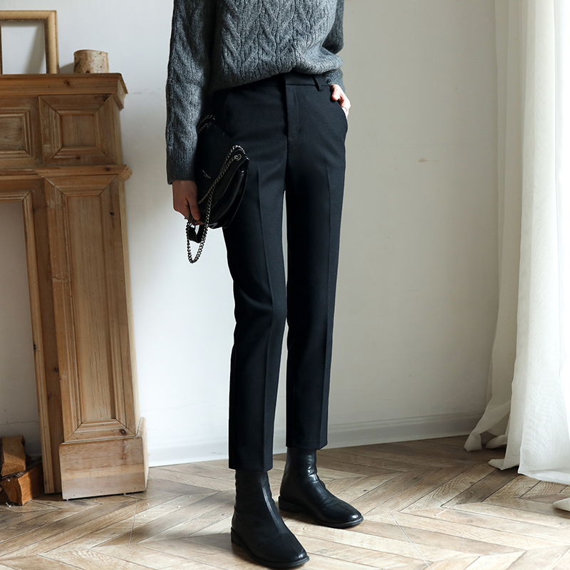 Slimming Straight-Leg 2026 Fleece-Lined Thickened Cropped Pants for Women, Versatile Black Cigarette Pants, Petite Straight-Leg Casual Pants Slimming Straight-Leg 2026 Fleece-Lined Thickened Cropped Pants for Women, Versatile Black Cigarette Pants, Petite Straight-Leg Casual Pants