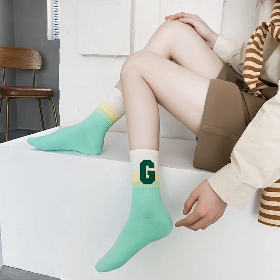 Letter G sports socks for women, autumn ins trend pure cotton Internet celebrity Korean and Japanese gradient color thin autumn mid-tube socks