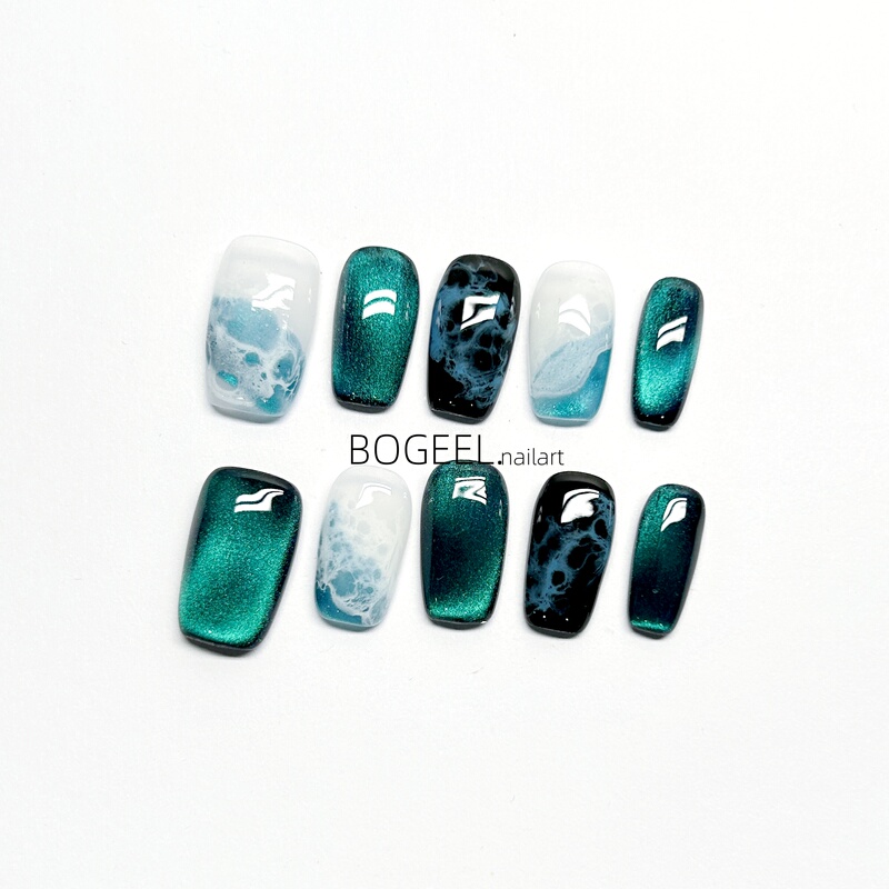 Bogeel Pure Handmade Wearable Nails White and Green Cat Eye Gradient Short Style Exquisite High-End 2026 New Fake Nails
