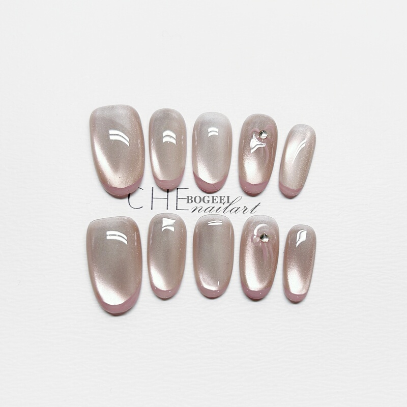 Bogeel Handmade French Cat-Eye Glass Bead Short Oval Nail Stickers with a Light Luxury and High-End Feel, Pink Nails