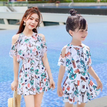 Parent-child swimsuit mother and daughter new conservative one-dress swimsuit sunscreen meat cover small and medium girls seaside swimwear