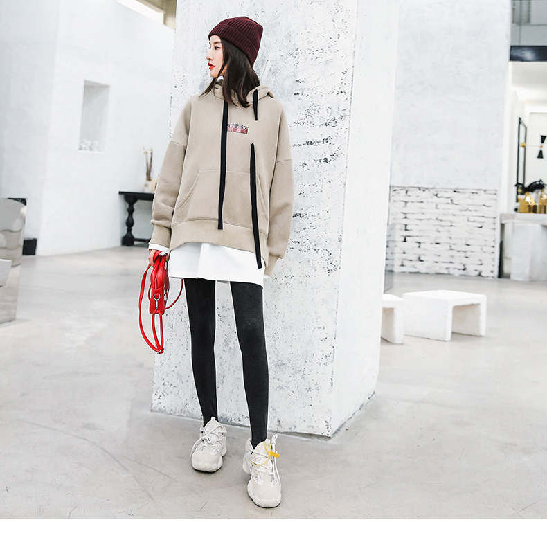 Sweatshirt femme OTHERMIX - Ref 3217356 Image 24