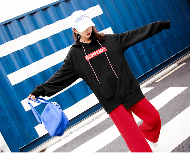 Sweatshirt femme OTHERMIX - Ref 3217070 Image 52