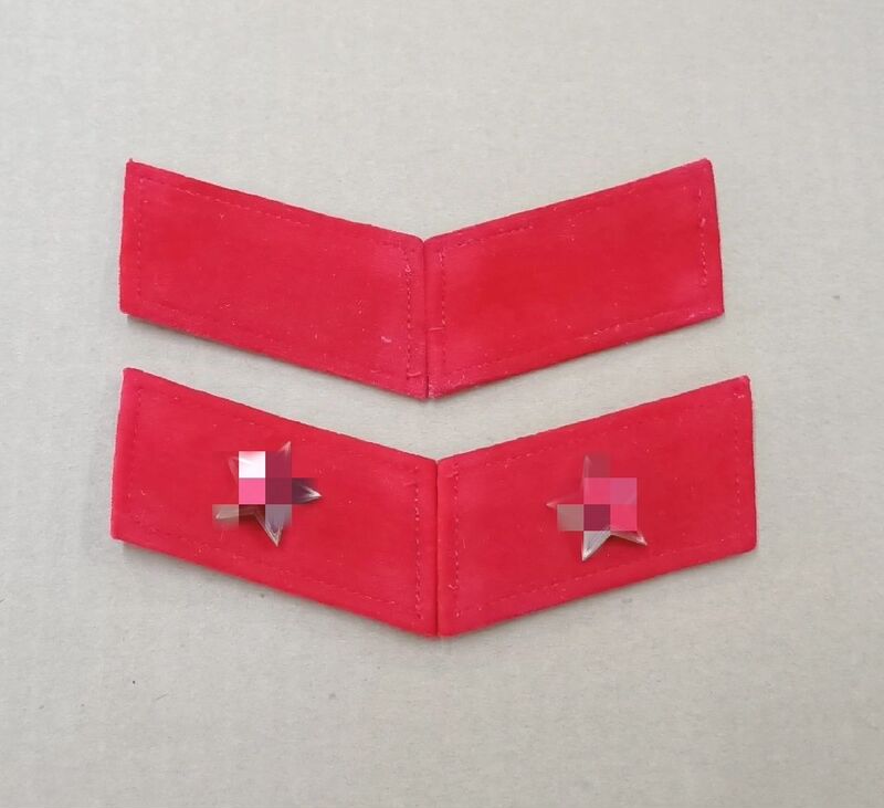 Old Stock from the 1980S, Red Collar Badge from the 1980S, Nostalgic Collectible, Performance Prop Old Stock from the 1980S, Red Collar Badge from the 1980S, Nostalgic Collectible, Performance Prop