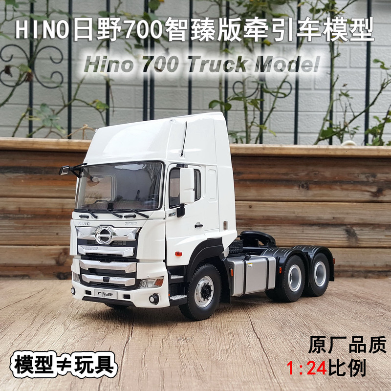 1:24 Hino Original Gac Hino 700 Zhizhen Tractor Truck Alloy Engineering Truck Model