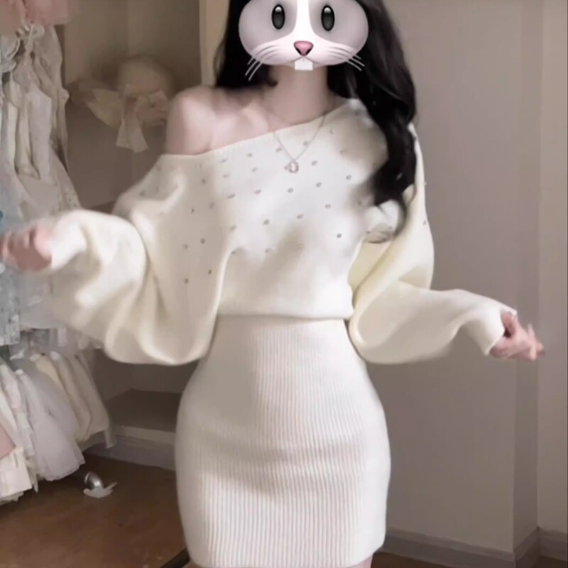 White Off-Shoulder Long-Sleeve Dress for Women, Autumn and Winter French Style, High-End Rhinestone Knitted Bodycon Slimming Short Dress White Off-Shoulder Long-Sleeve Dress for Women, Autumn and Winter French Style, High-End Rhinestone Knitted Bodycon Slimming Short Dress