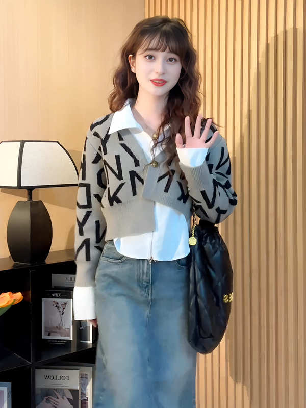 Hong Kong Style Letter V-Neck Fake Two-Piece Sweater for Women in Spring, Autumn and Winter, Loose Inner, Short, High-End Knitted Cardigan Top
