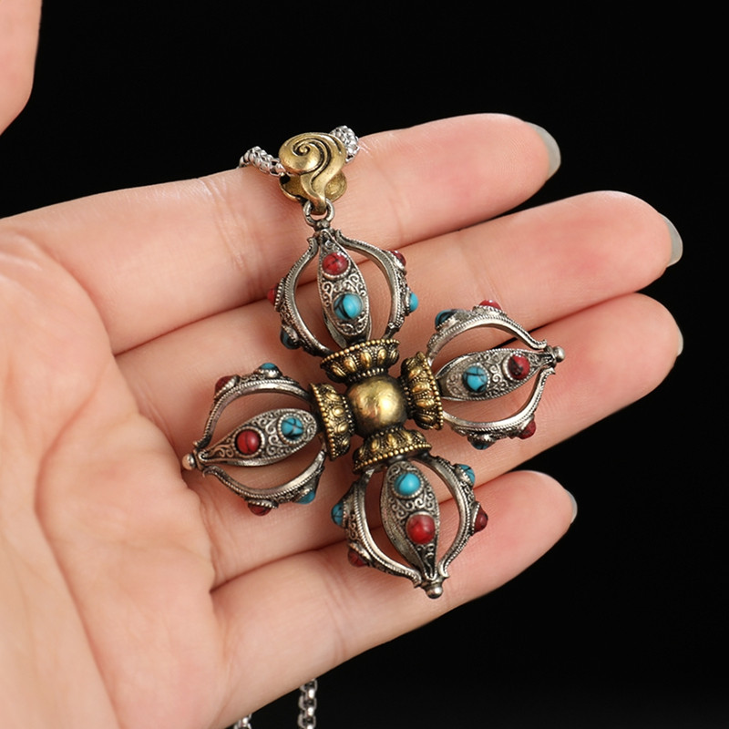 Tibetan Vajra Pendant Pendant Carved Beads Ethnic Style Retro Jewelry Necklace for Men and Women
