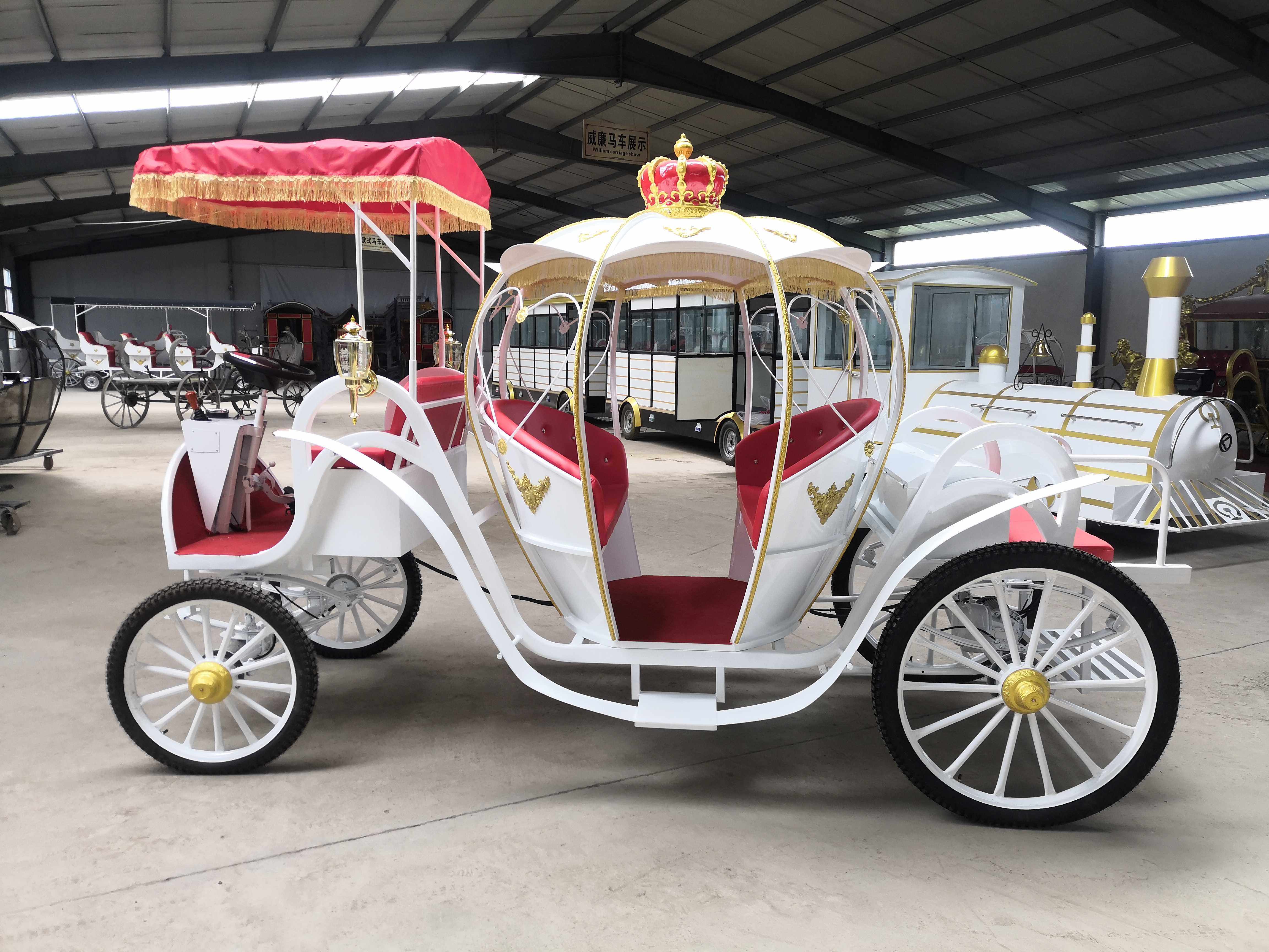 New European pumpkin carriage retro commercial exhibition photography sightseeing tourist hotel princess can be changed to electric rental