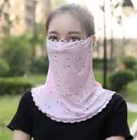 В форме цветка, розовый