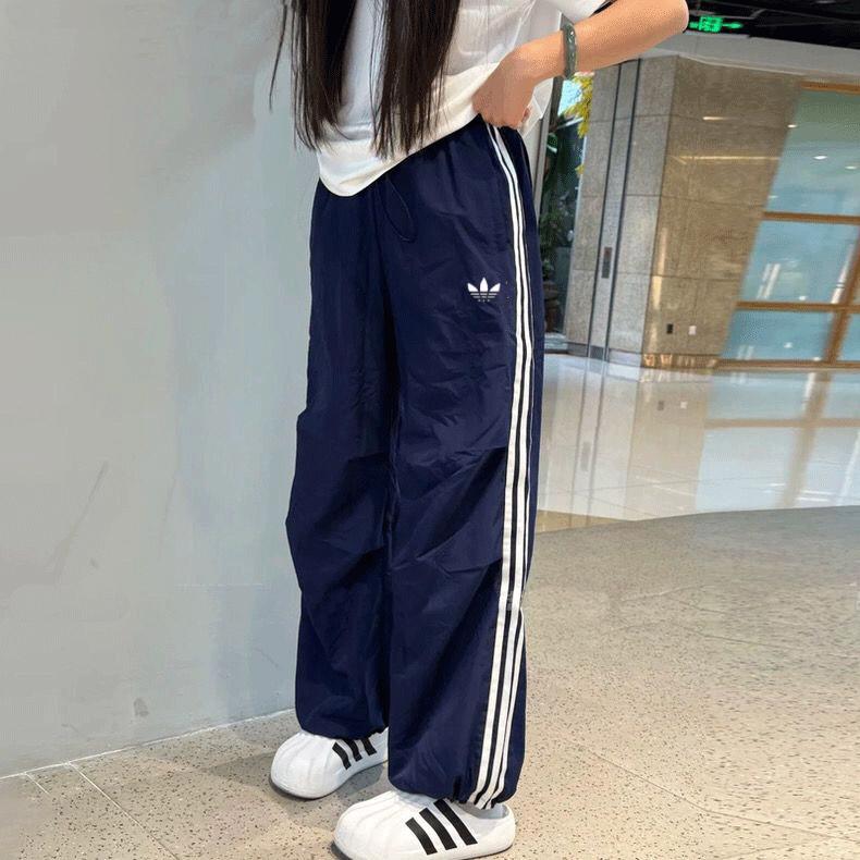 Authentic Outlet Products | In-Stock in China | New Men's and Women's Casual Sports Pants, Loose Wide-Leg Pants, Straight-Leg Pants, Long Pants Authentic Outlet Products | In-Stock in China | New Men's and Women's Casual Sports Pants, Loose Wide-Leg Pants, Straight-Leg Pants, Long Pants