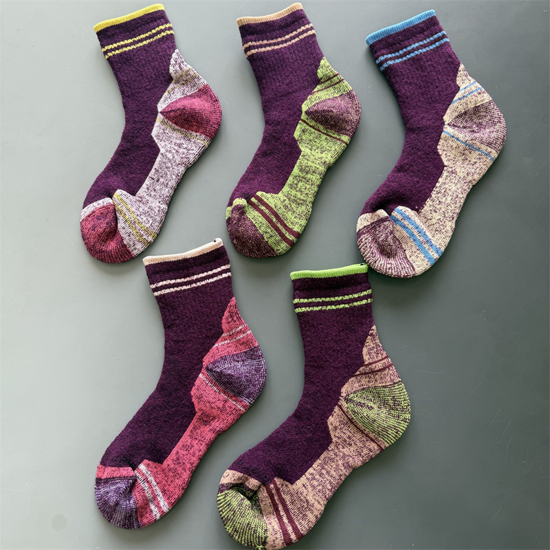 80% Merino Wool Yarn Socks, Thickened for Warmth, Unisex, Suitable for Hiking, Skiing, and Outdoor Sports, Mid-Calf Length