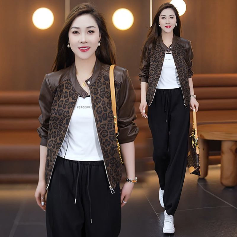 Leather Jacket Spring Outfit for Women 2025 New Trendy Hot-Selling Fashionable Stylish Short Leopard Print Jacket Top Leather Jacket Spring Outfit for Women 2025 New Trendy Hot-Selling Fashionable Stylish Short Leopard Print Jacket Top