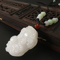 Natural White brave pendant lucky transport Men couple matching high-grade pendant pendant Jade yu xiang lian