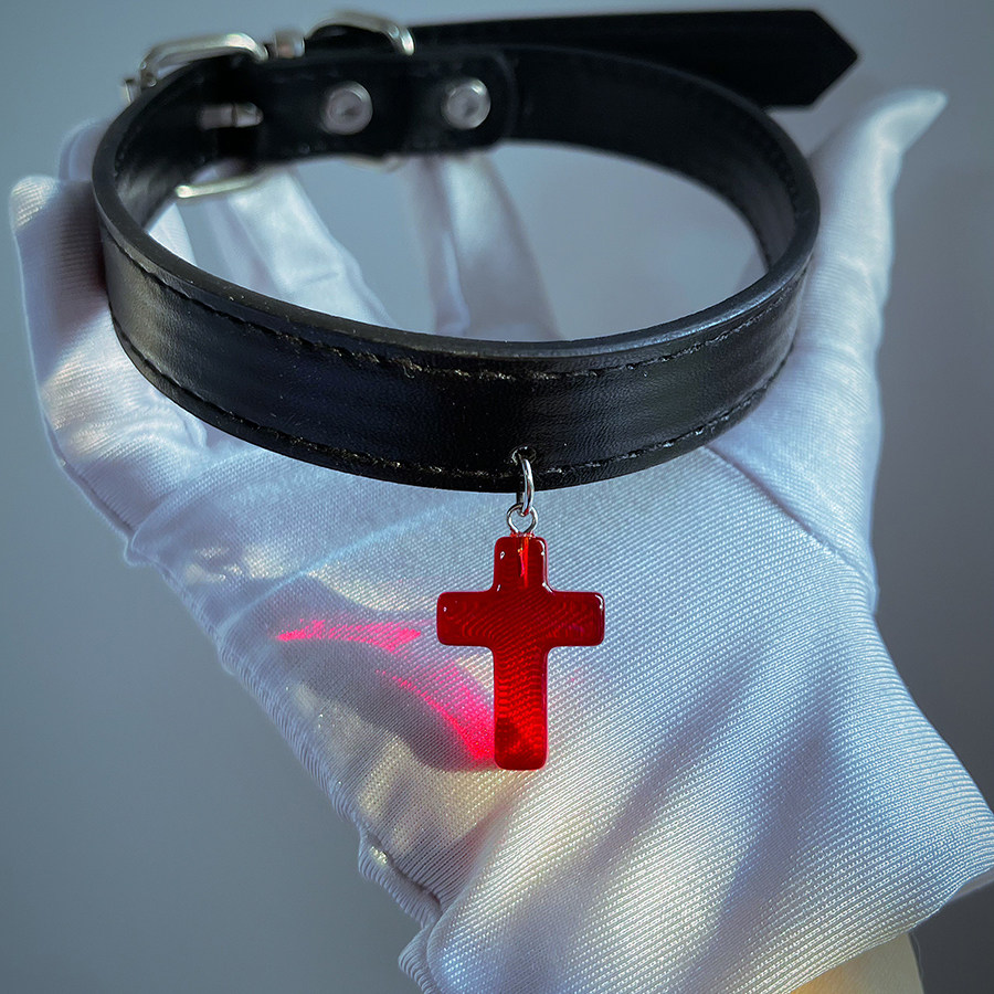 Don't worry about anything | Blood-red Cross Original Y2K Dark Red Transparent Cross Choker