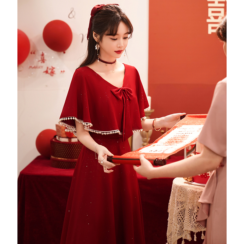 Plus-Size Wedding Dress for the Bride, Slimming and Tummy-Concealing, Red Engagement and Homecoming Dress, Arm-Covering, High-End