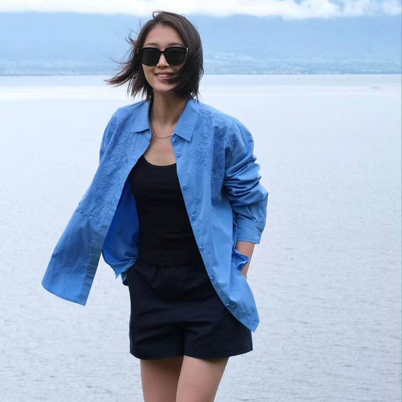 Bojia's New Blue Shirt