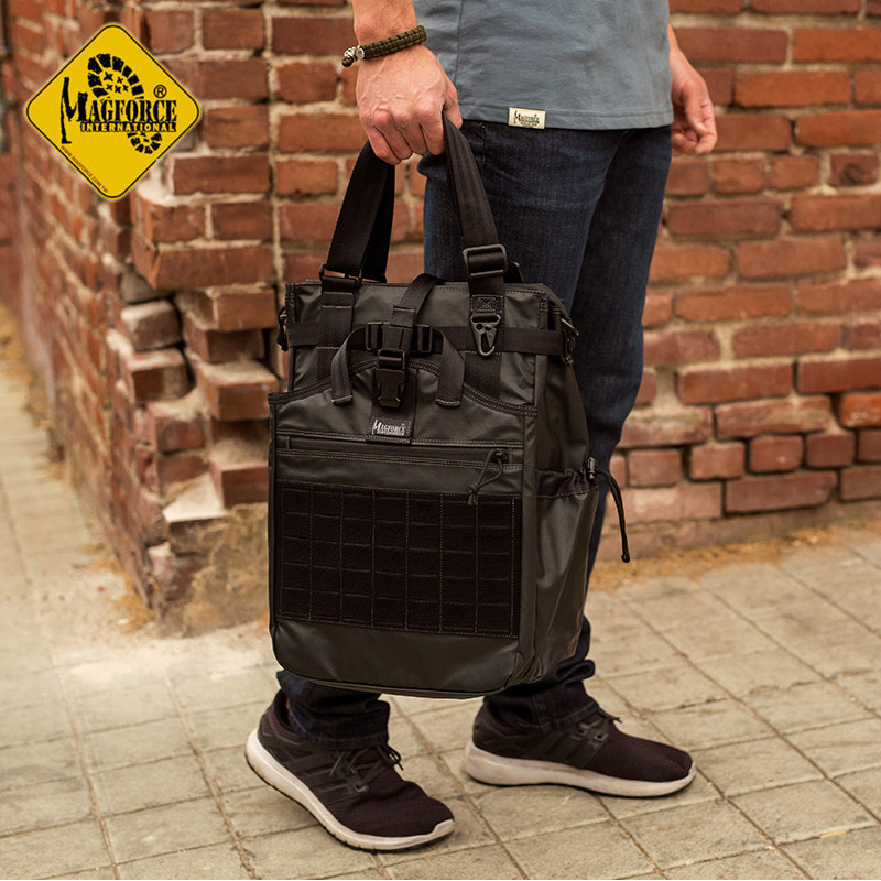 Taiwan Magjos Magforce Taima 0461 Outdoor Tactical Straight Tot Package with a single handbag