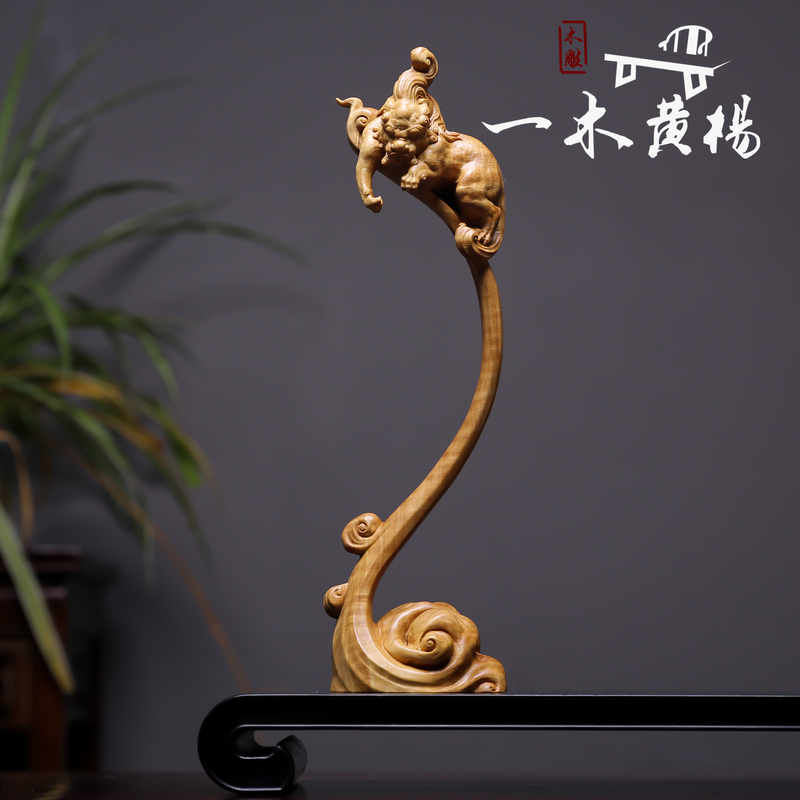 Authentic Small-Leaf Boxwood Hand-Carved Fortune-Attracting Pixiu Pen Holder, Study Supplies, Ornaments, Home Decoration Crafts