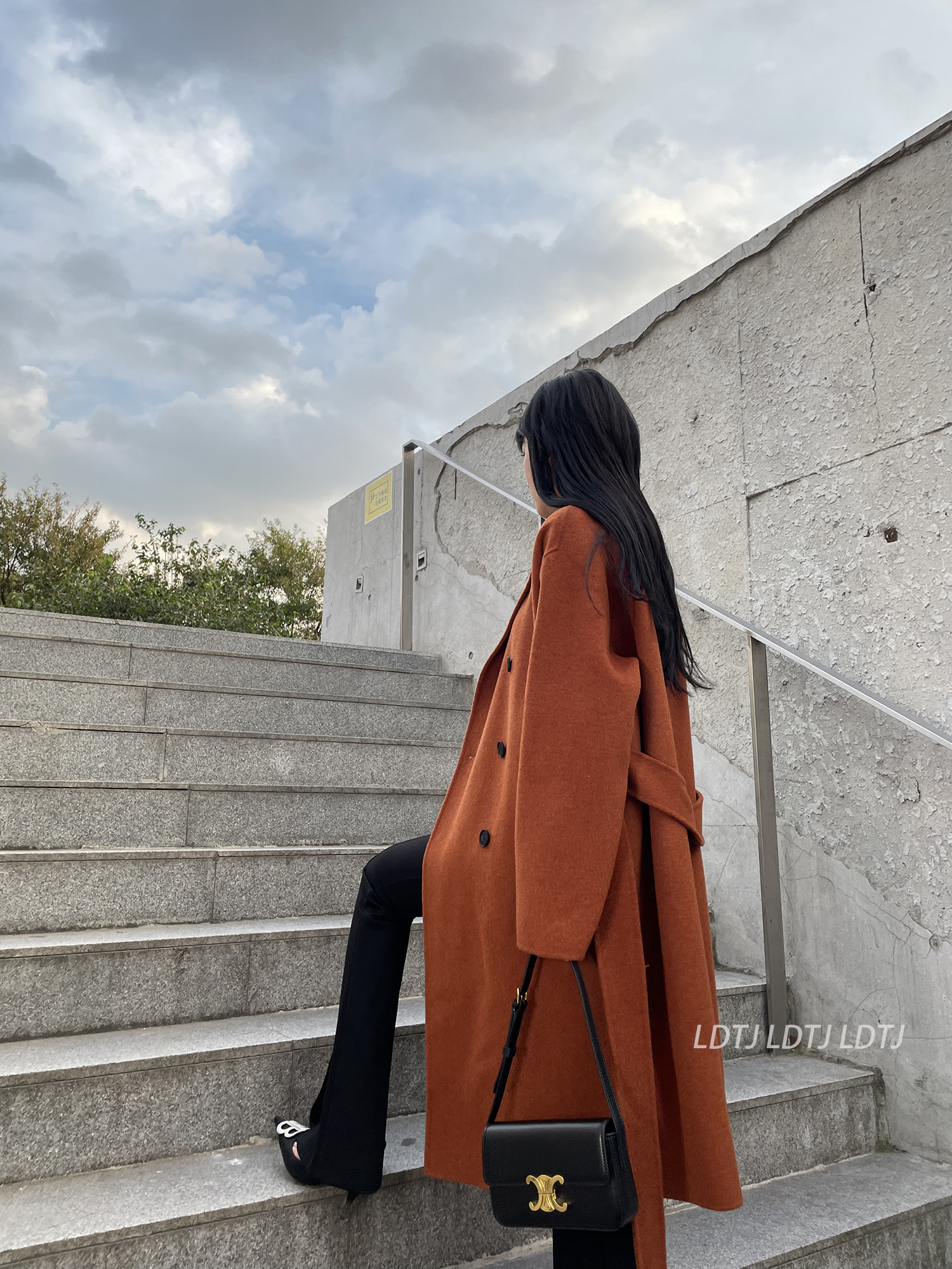 LDTJ Spot 22 Grandma New goat plush handmade bifacial, long version of temperament big coat and coat woman in autumn and winter