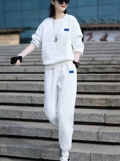 2025 Spring and Autumn New Women's European Sports Suit Fashionable Western Design White Sweatshirt Top Two-piece Set