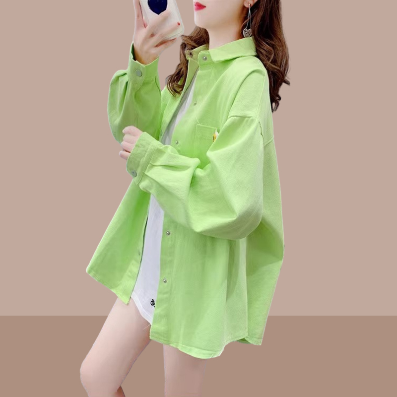 Candy-Colored Retro Denim Shirt for Women, Autumn 2026 New Style, Loose and Lazy Style, Trendy Long-Sleeve Jacket Top