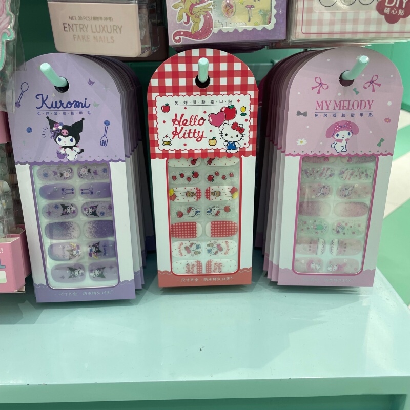 Miniso Sanrio Family Series 16-Piece No-Bake Gel Nail Stickers Manicure Set Miniso Sanrio Family Series 16-Piece No-Bake Gel Nail Stickers Manicure Set