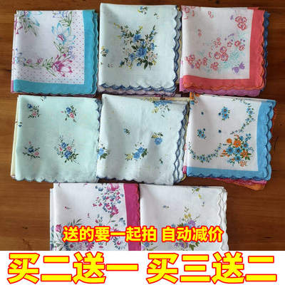 Small handkerchiefs with small flowers on the edge of teeth, small floral crescent-shaped handkerchiefs, pure cotton ladies and children's sweat towels, all-cotton handkerchiefs for the elderly, nostalgic