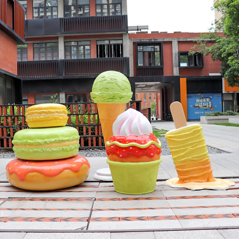Outdoor fiberglass ice cream ice cream donut sculpture decoration dessert milk tea shop entrance mall Meichen decoration