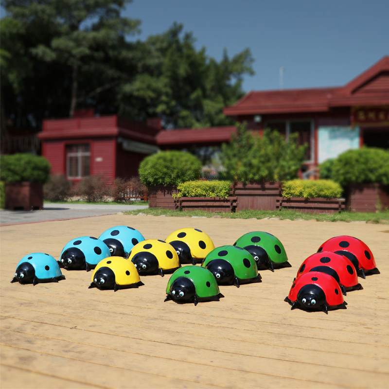 Outdoor Kindergarten Park Flowers Garden Forest Landscape Seven Stars Ladybug Handicraft Pendulum Decoration Insect Simulation Fiberglass Sculpture