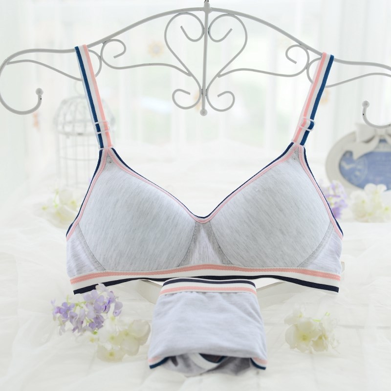 Girlbras mà không cần khuôn cup vòng thép mỏng áo ngực trung học đồ lót tập hợp sinh viên đại học áo ngực áo ngực rập khuôn bộ.