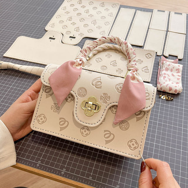 Tiktok-Style DIY Small Square Bag, Handmade Woven Bag, Cherry Blossom Bag Material Kit LAOSHU for Making a Shoulder Bag to Give to Your Girlfriend