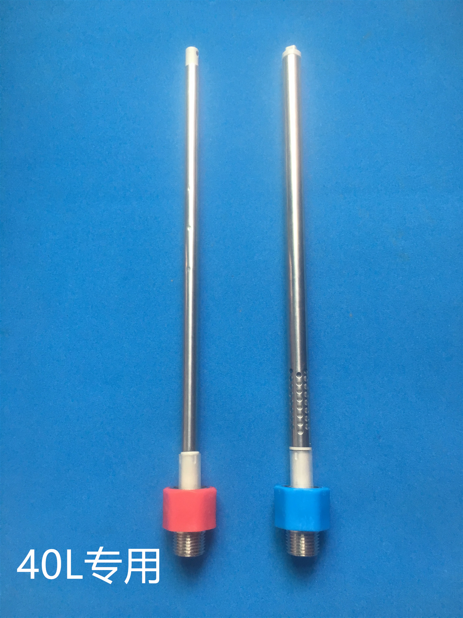 Applicable SKG 40 litres of electric water heater 5037 Anti-electric wall insulation red blue hot and cold into the water outlet 4 points