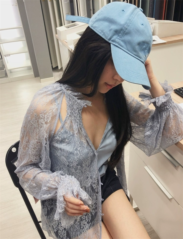 [baby blue, mang nó vào bên trong] mùa thu babyblue ren hoa sen tay áo voan thiết kế hốc áo