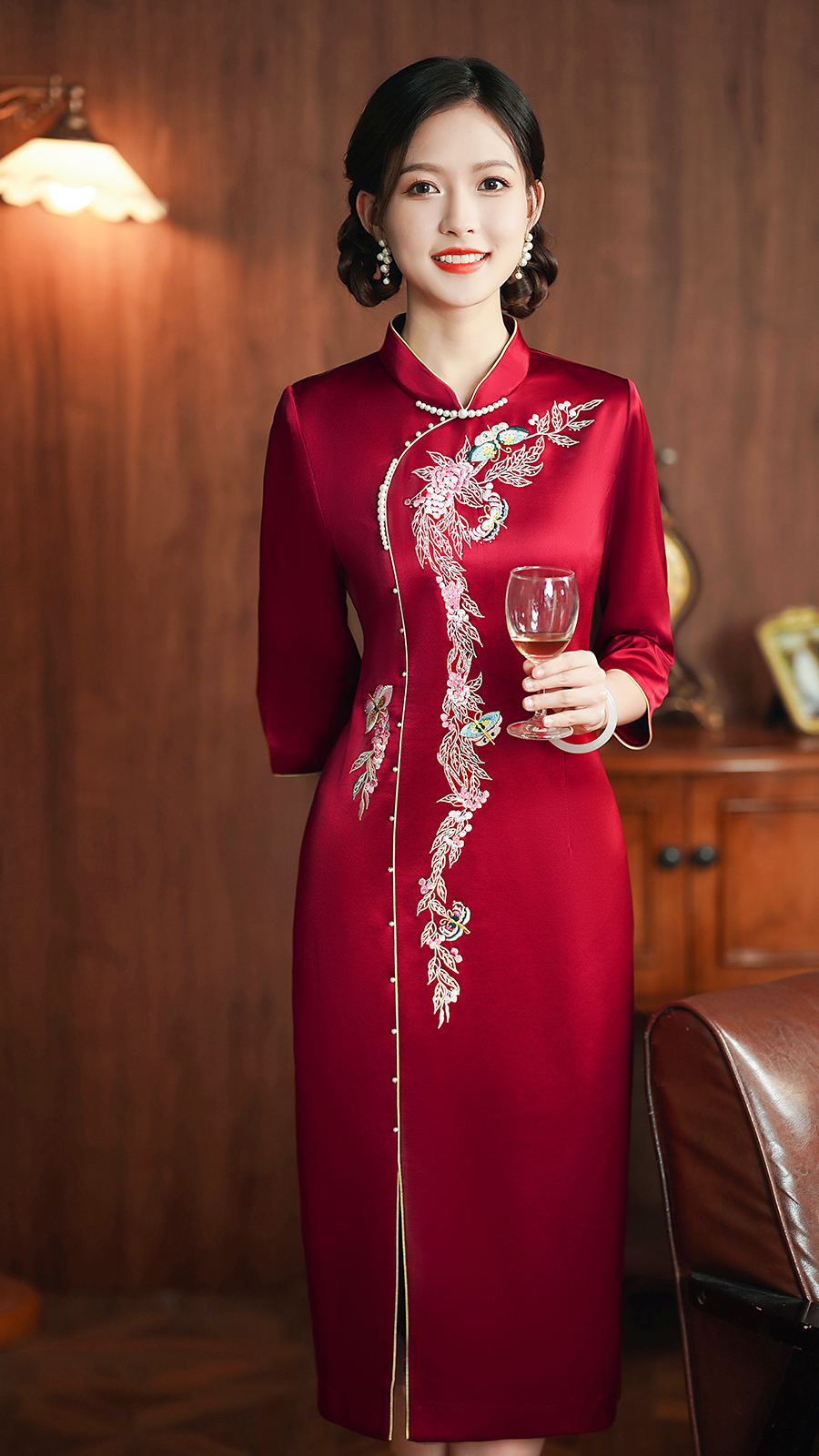  3XL+Bluster red nails in the middle sleeve   - $52.17 