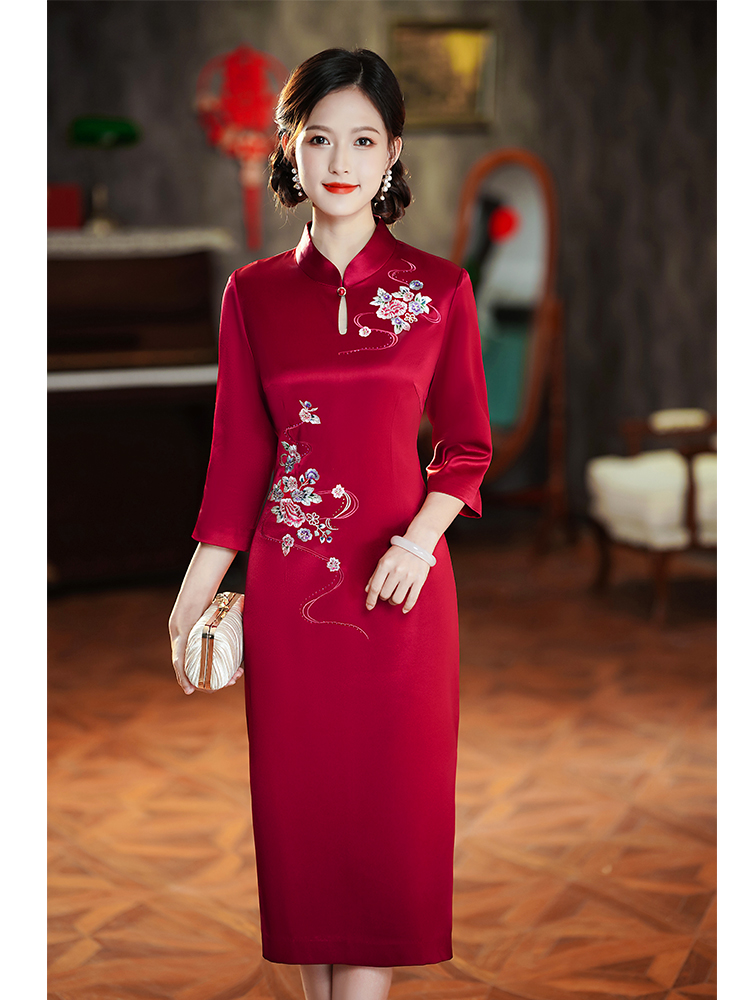 Wedding dress, red lightweight elite autumn cheongsam, light style
