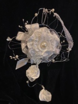 Small Fragrant Wind Mountain Tea Flower Bridal Hand Touted custom handmade minimalist hand carrying high-end customisation