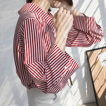 European station red thick striped shirt female design sense minority 2021 spring and autumn summer loose Korean long sleeve top
