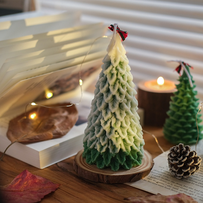 Christmas Tree Fragrance Candle Limited Advanced Small Bear Swing bedroom Home Indoor durable delivery New wedding birthday present-Taobao