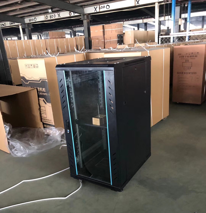 Monitoring indoor network cabinet server equipment chassis machine thickening 18U37U42 deepening 900 1000 outdoor