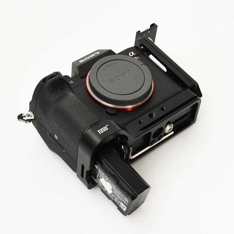 Máy ảnh Sony Micro đơn A7R4 Chân đế tấm L được cài đặt nhanh có thể rút tay cầm đầu chân máy A7IV A9II - Phụ kiện máy ảnh kỹ thuật số