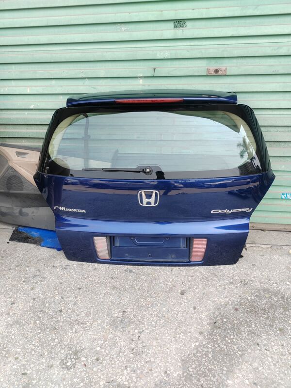 Odyssey Rb1 Rear Cover, Tail Light, Tailgate, Trunk Lid, Rear Tail Light, Left and Right Tail Lights, Brake Light