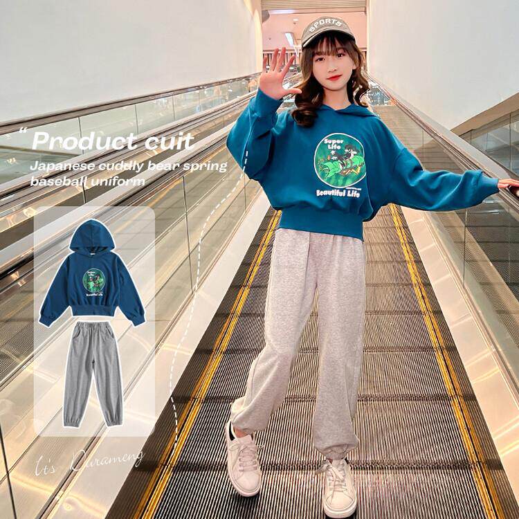 Spring suit girls 2022 new cotton blue net red foreign style children's sweater short hooded fashionable big boy