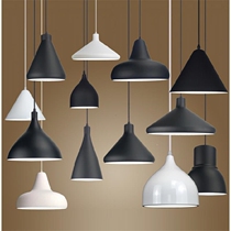 Simple modern retro industrial style restaurant black coffee high-end bar bar engineering lighting personality single-head chandelier