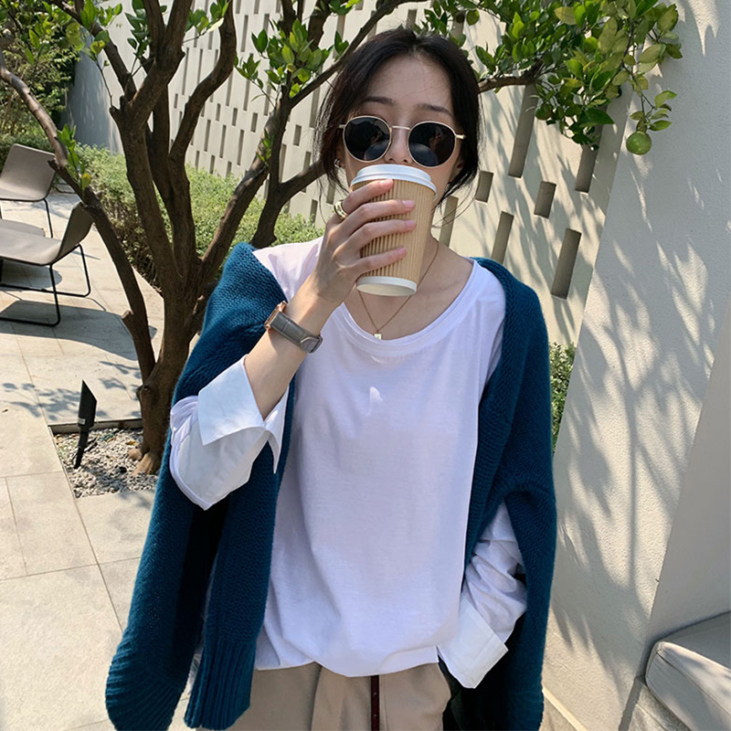 Design sense outside wear loose stacked shirt sleeve top tide inside white bottoming shirt cotton T-shirt women autumn and winter ins