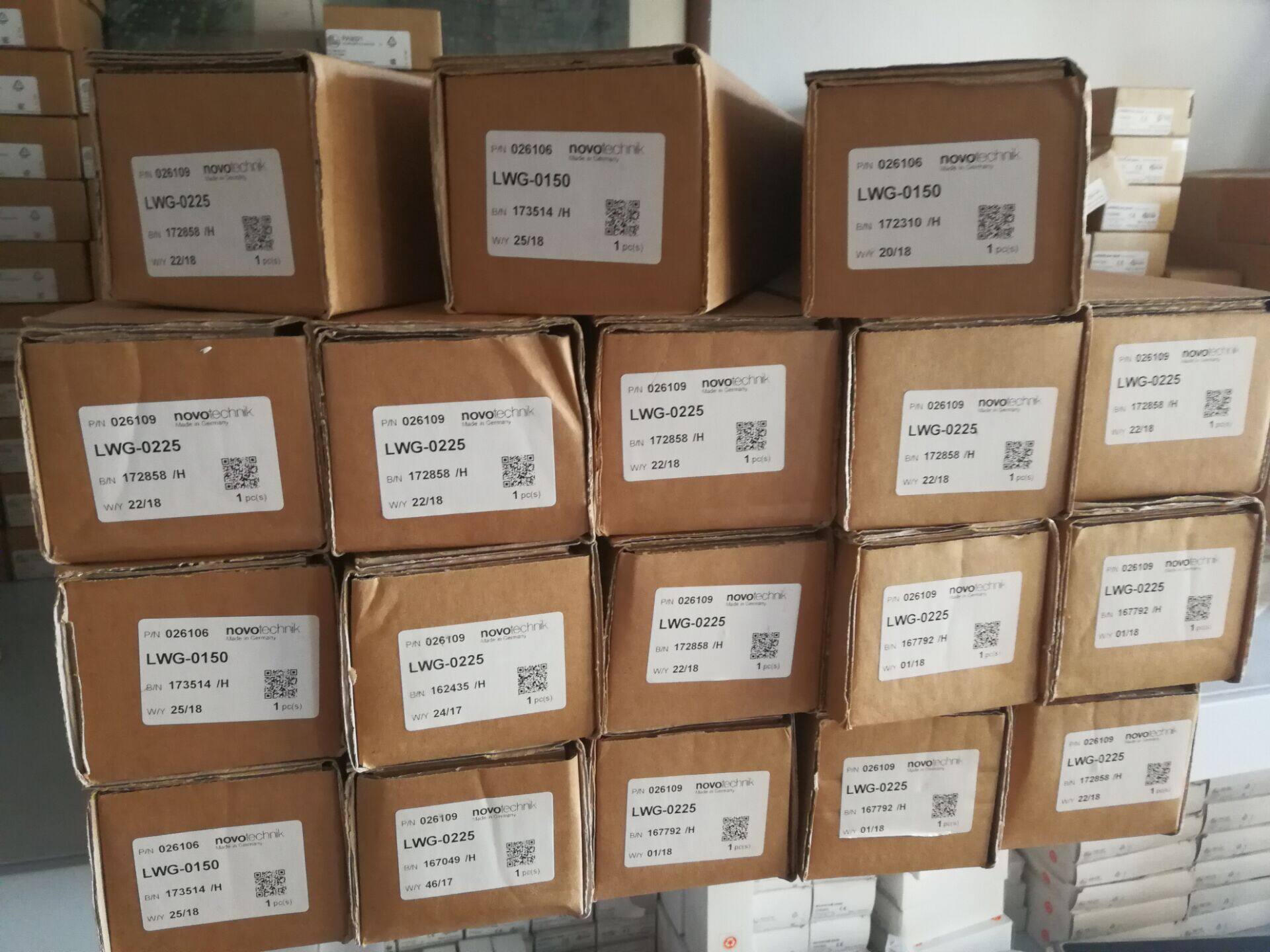 Support for the two-dimensional inspection of the German NOVO electronic ruler LWH300 spot German original products